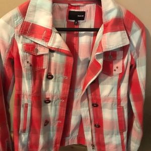 Hurley jacket size small. Fun plaid with zipper and buttons
